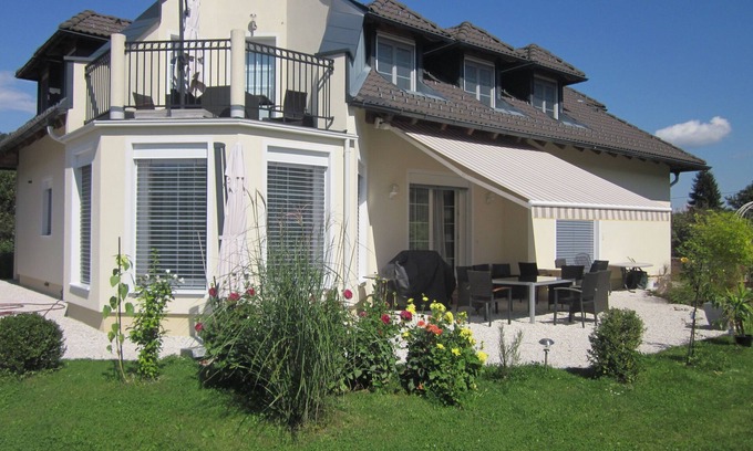 Rosenbach Apartment | State-of-the-art new, large apartment, up to 6 people, family-friendly, free beach!