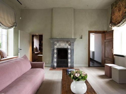 Schimmert House | Stately 16-person manor farm in South Limburg , cleaning included