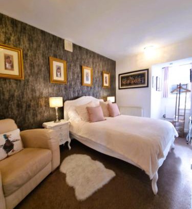 Hawes House | Station Cottage Hawes