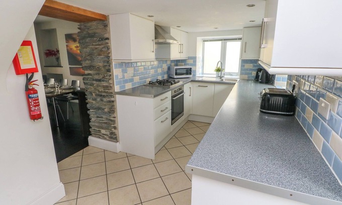 Cilgerran Cottage | Station Hall