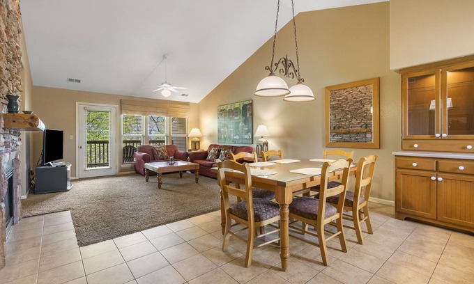 Branson West Condo | Stay and Play at StoneBridge near Silver Dollar City!