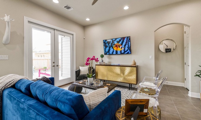 Round Rock House | Stay at Jake's Kalahari! Brand new house!
