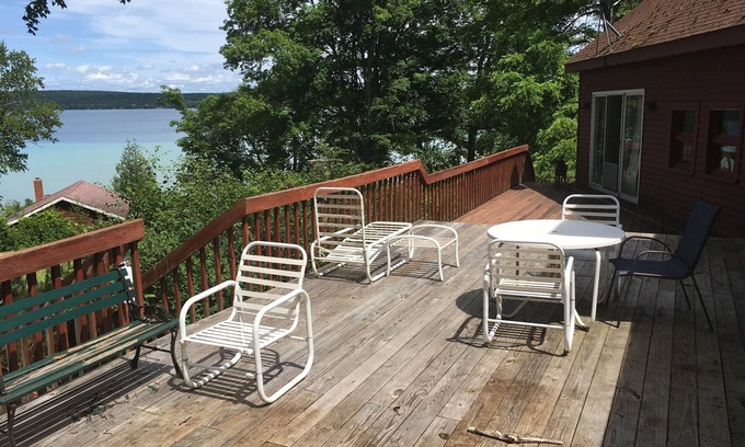 Kewadin House | Stay at one of the top 3 most beautiful lakes in the world