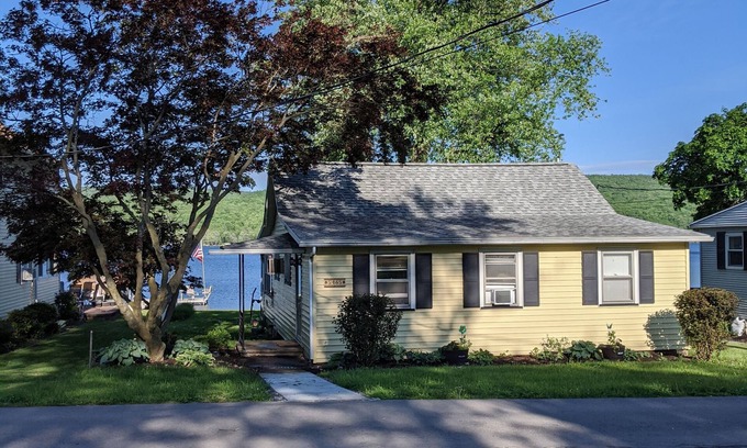 Honeoye Cottage | Stay awhile cottage is here for your relaxation and fun.