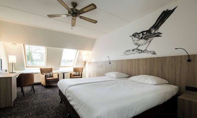 Bruggenmors Hotel | Stay Close To Culture And Green Spaces — Minutes From Rijksmuseum Twente
