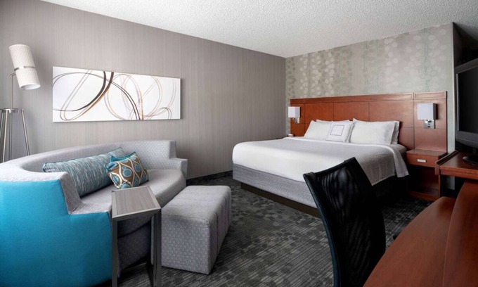 Camarillo Apartment | Stay Close to Malibu & Santa Barbara! Pool Available, Pet-friendly Stay!