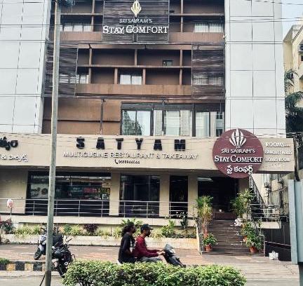 Dwaraka Nagar Hotel | Stay Comfort