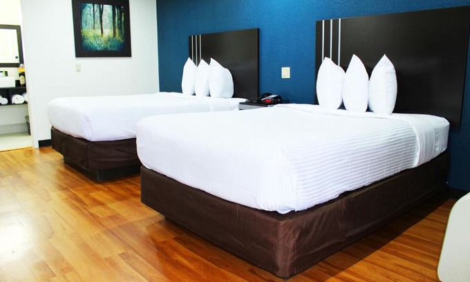 Buckner Terrace - Everglade Park Hotel | Stay Express Inn Dallas - Fair Park / Downtown