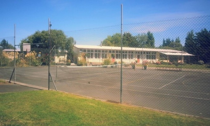 Dunedin House | Stay in School by the Sea