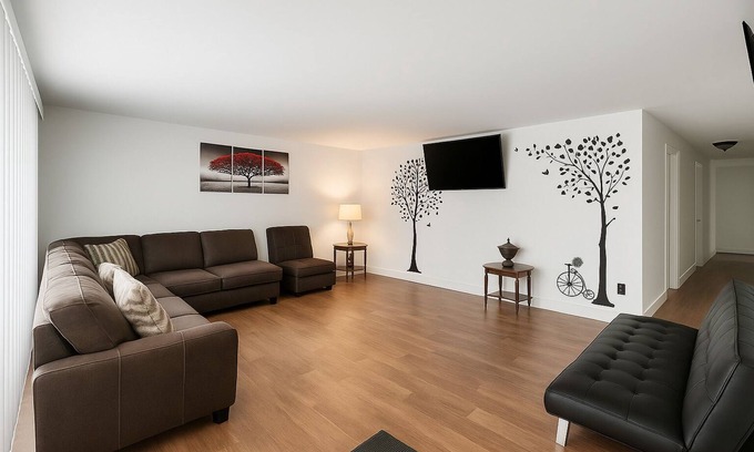 Grandville House | "Stay in Style Downtown Grandville - Discounts for Nurses!"