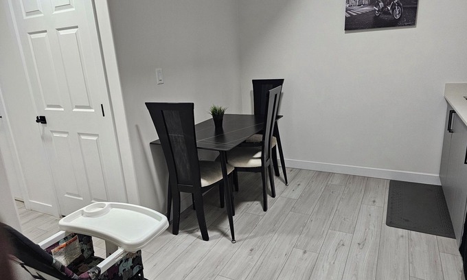 Southwest Edmonton Apartment | Stay in Style - Guest Suite - 2bedroom/2bath in Windermere Community