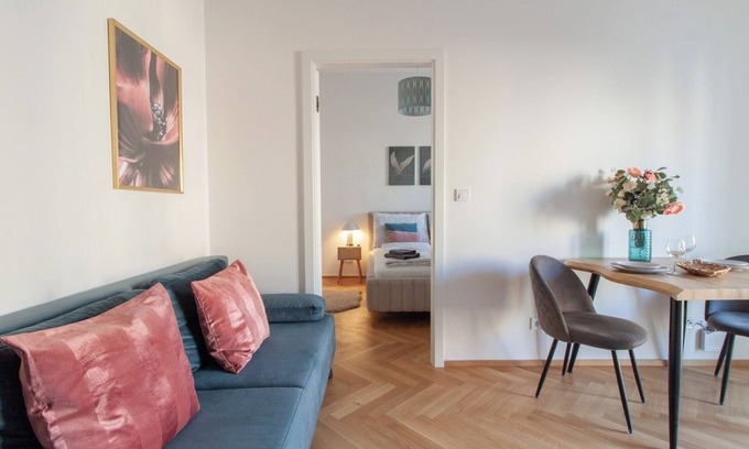 Zizkov Apartment | Stay Inn | Elegant Escape: Cozy Flat