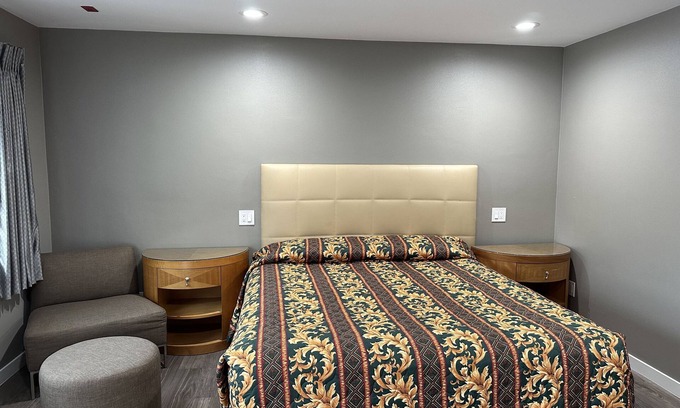 Harbor Hotel | Stay Inn Motel