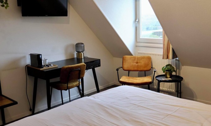 Municipality of West Maas en Waal House | Stay overnight in an atmospheric room with beautiful views.
