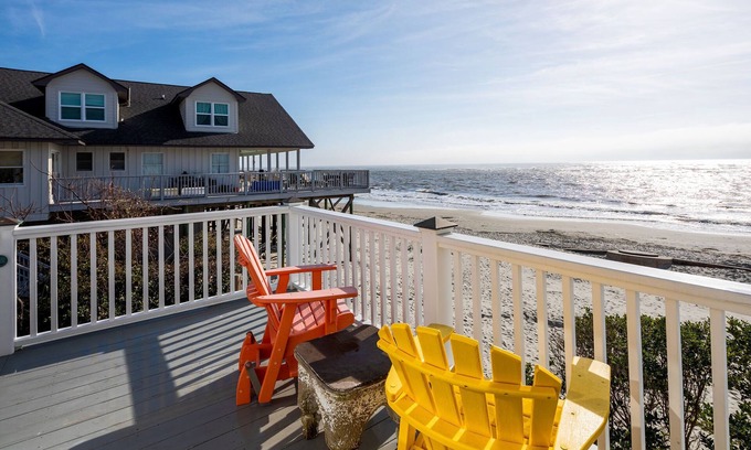 Sullivan's Island Apartment | Stay @ Sea Foam at the Blue Horizon