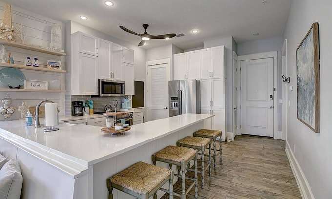 Cinnamon Shore Condo | Stay@'Seaside Cabana' w/Coastal Chic Style+Many Amenities@Cinnamon Shore