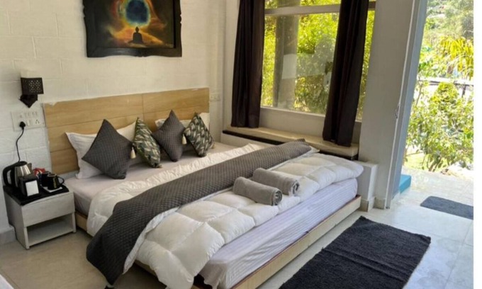 Sirala Apartment | STAY SUKOON- Double Room with Extra Bed #3
