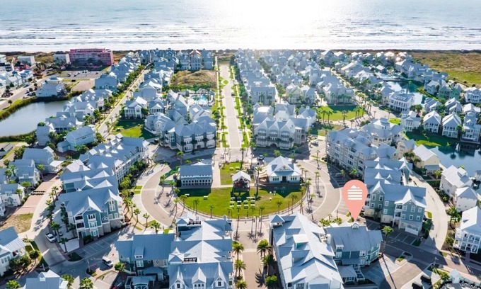 Cinnamon Shore House | Stay@‘Summer Breeze,’ a 2-Story, Cinnamon Shore Townhome w/Great Amenities