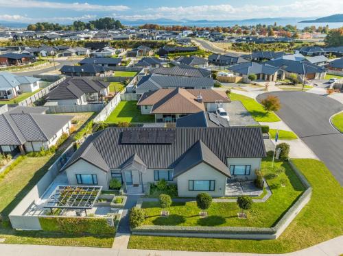 Wharewaka House | Stay Taupo - Premium Home with Hot Tub
