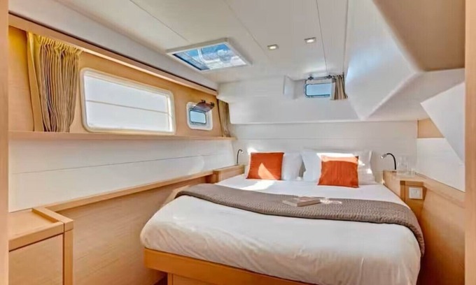 Key West Boat Rental | Stay Together, Stay Afloat - 4 Bed & 4 Bath - Catamaran in Key West