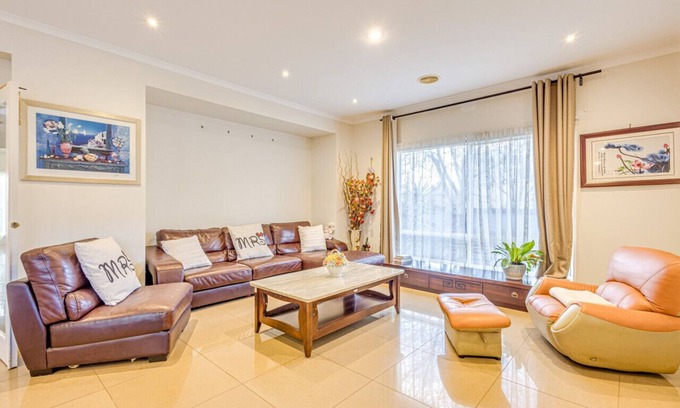Caroline Springs House | StayAU Family Home Comfort in Caroline Springs