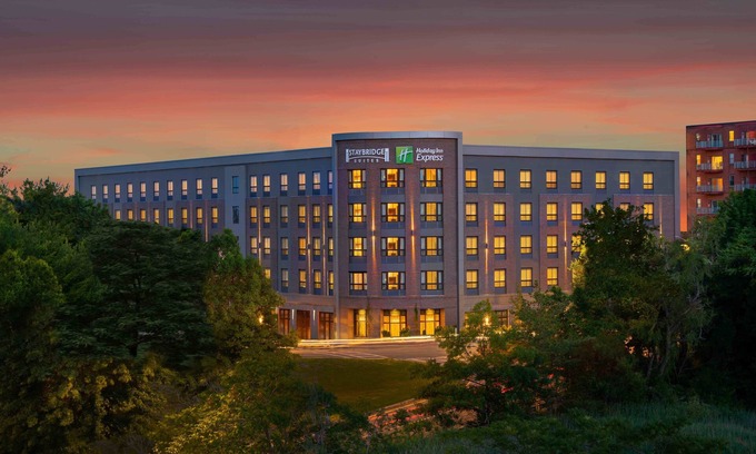 Quincy Hotel | Staybridge Suites Boston - Quincy by IHG