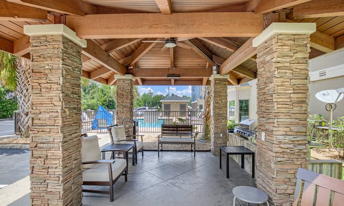 Oak Hotel | Staybridge Suites Gulf Shores by IHG