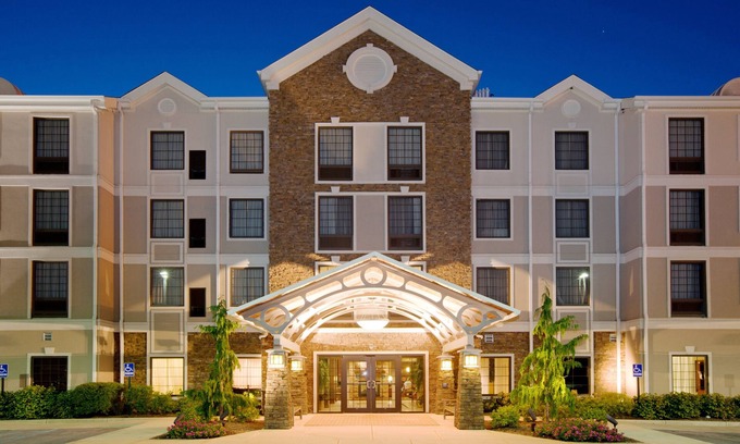 Plainfield Hotel | Staybridge Suites Indianapolis-Airport by IHG