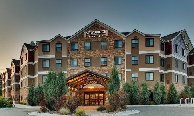 Grant Creek Hotel | Staybridge Suites Missoula by IHG