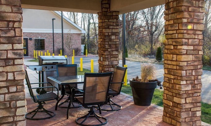 Schererville Hotel | Staybridge Suites Schererville by IHG