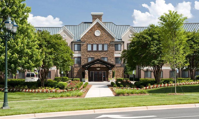 Ballantyne Hotel | Staybridge Suites Charlotte Ballantyne, an IHG Hotel