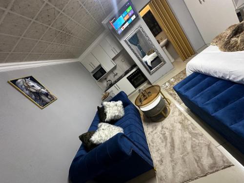 Soshanguve Apartment | StayComfyGuesthouseByPunky