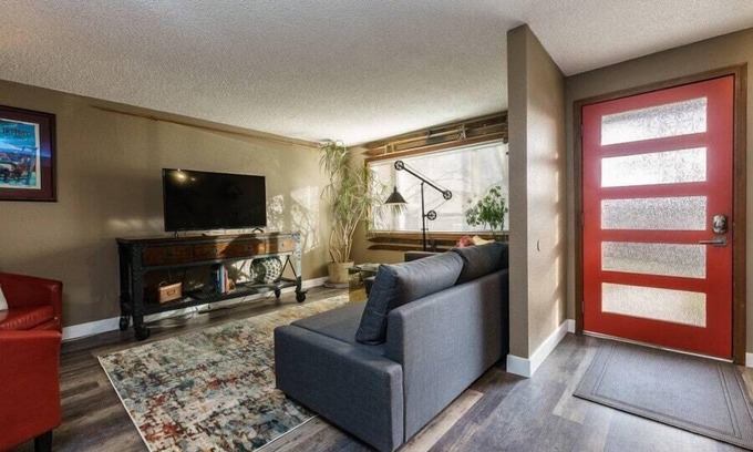 Boise Bench House | #StayInMyDistrict Furnished Monthly Rental Boise