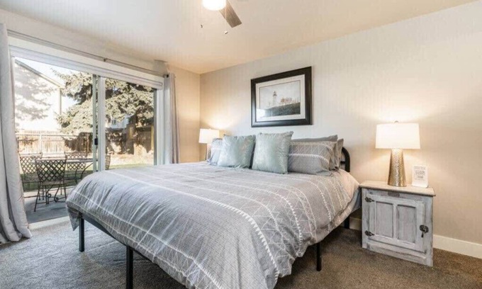 Meridian Apartment | #StayInMyDistrict Guest Suite Downtown Meridian