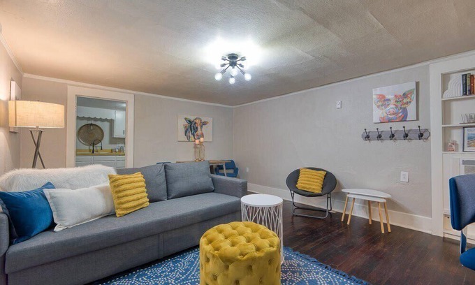 Coos Bay Apartment | #StayinMyDistrict Historic Heritage in Coos Bay