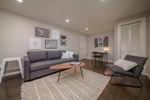 Piedmont Apartment | #StayInMyDistrict Piedmont Near Parks and Shopping