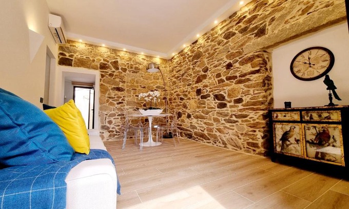 Buddittogliu Straulas Apartment | STAZZO SAN TEODORO IL GINEPRO Piscina Condivisa