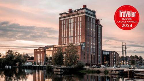 Vasteras Hotel | Steam Hotel