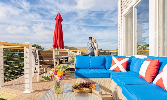West Southport Cottage | Steamboat Landing Cottage
