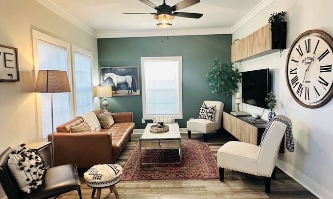 Landon Branch House | Steel Magnolias: Family & Pet Friendly, Great Price, QR Code Video Walkthrough!
