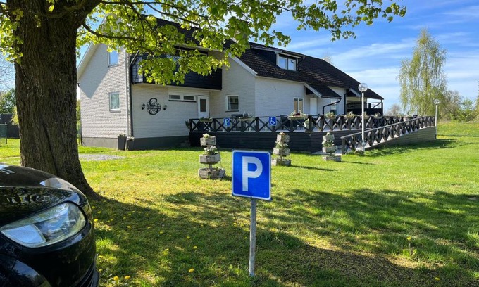 Ljungby Cabin | Stegemans Horse hotel and Country Lodge