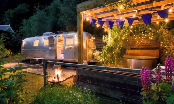 Aberfeldy House | Stella a Luxury vintage airstream #HighlandSpaces
