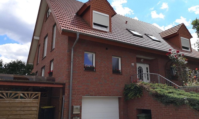 Detmold Apartment | Stellar Apartment in Detmold with Garden