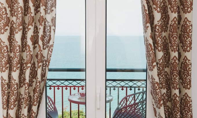 Poros House | Stellatos House