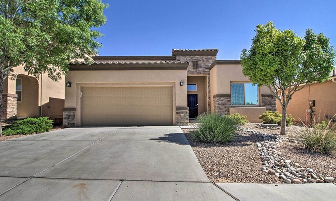 Albuquerque House | Step-Free, Modern Home - 12 Mi to Old Town!