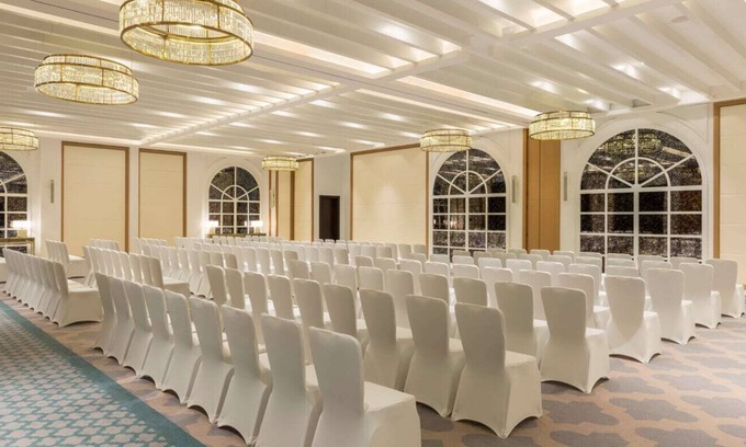 Dubai Hotel | Step Out & Explore: The Convenient Base for Your Dubai Adventure