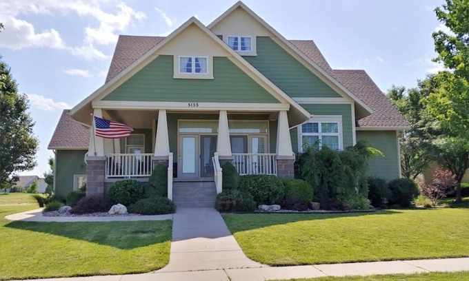 Bel Aire House | Stepless Entry, EV Charger, No Pet Fee, Garage, 7+ Car Parking, Bicycles & Paths