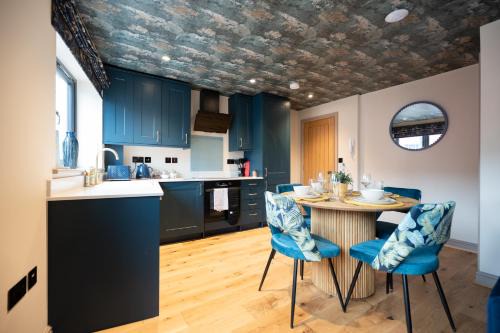 Easton Apartment | Steppe - 1 Bedroom Luxury Apartment by Mint Stays