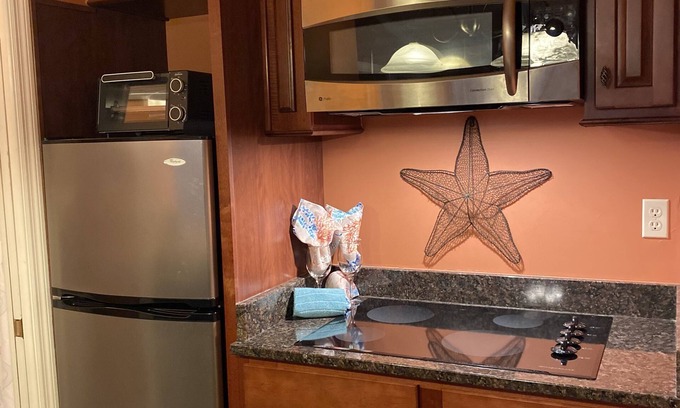 Sawgrass Condo | Steps away from the ocean