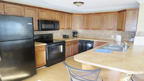 Ilexhurst Villa | Steps From Beach! Grill - Wif